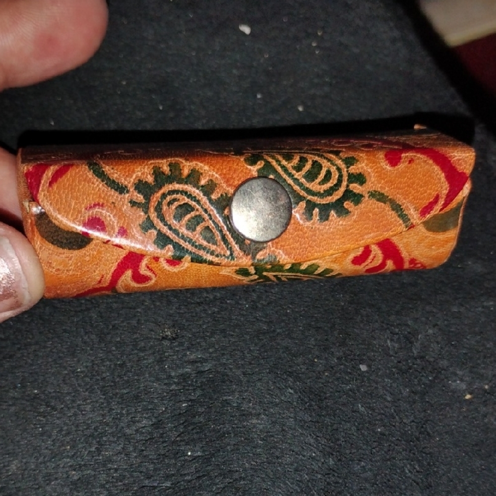 Paisley Pattern Leather Key Holder